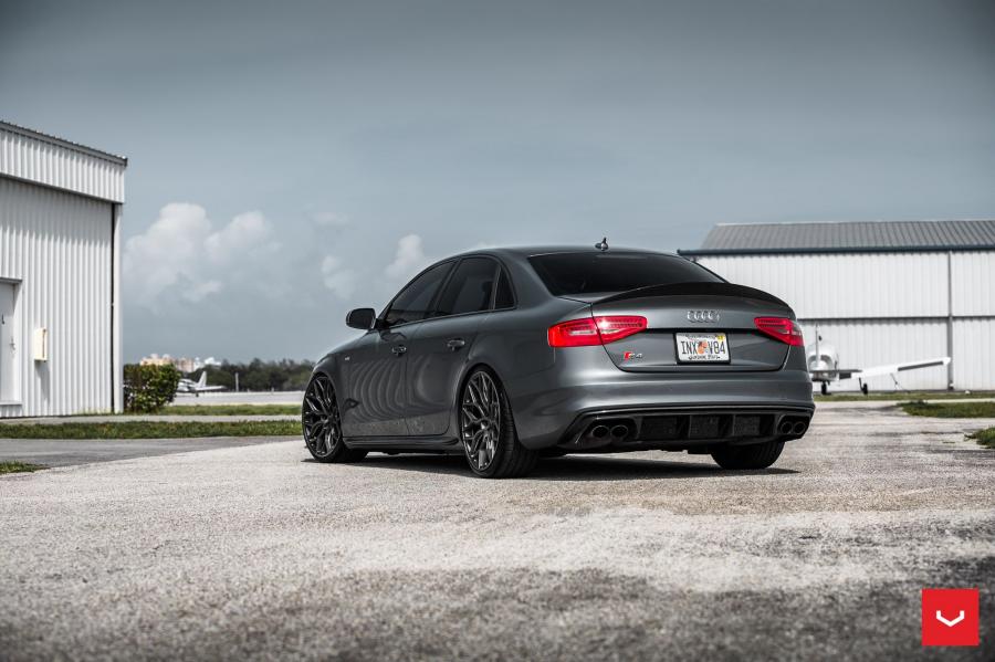  Audi S4 Sedan on Vossen Wheels (HF-2) 2018 года  (фото 21 из 22)